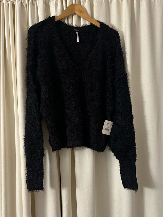 Free People Sweaters - NEW Free People Sweater